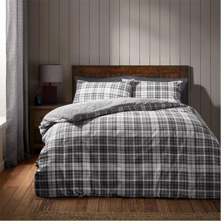 Catherine Lansfield Men's Green Cl Brushed Troon Check Duvet Set - Image 6